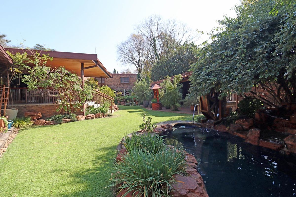 Exceptional Family Home with Every Modern Amenity - Photo 4