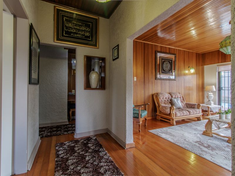 4 Bedroom home for sale in Cyrildene - Photo 7