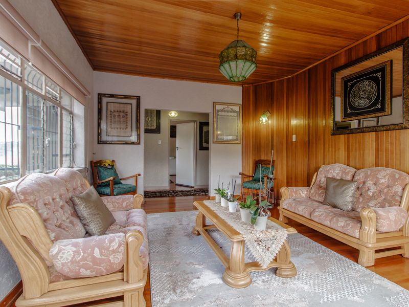 4 Bedroom home for sale in Cyrildene - Photo 6