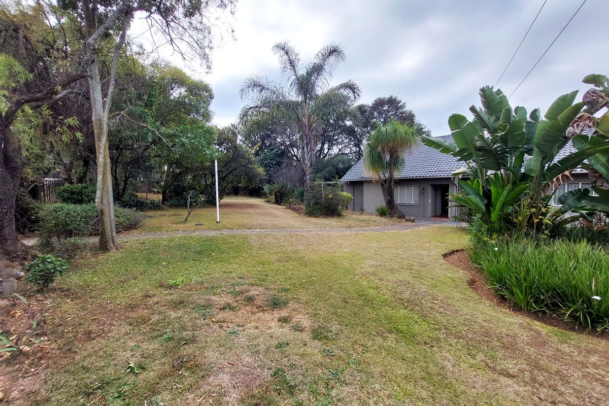 Adjacent stands with zoning approvals in place - Photo 2