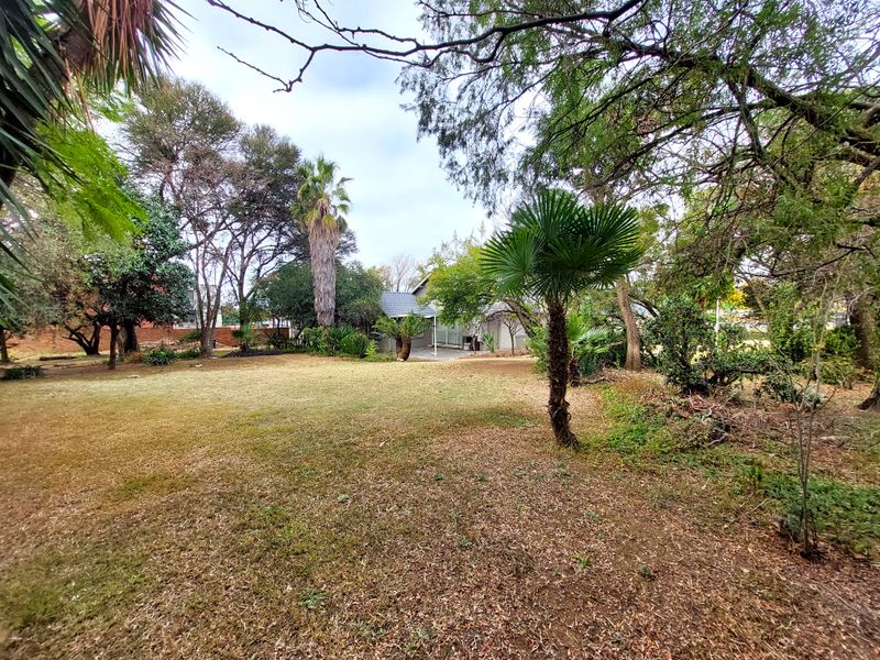 Adjacent stands with zoning approvals in place - Photo 6