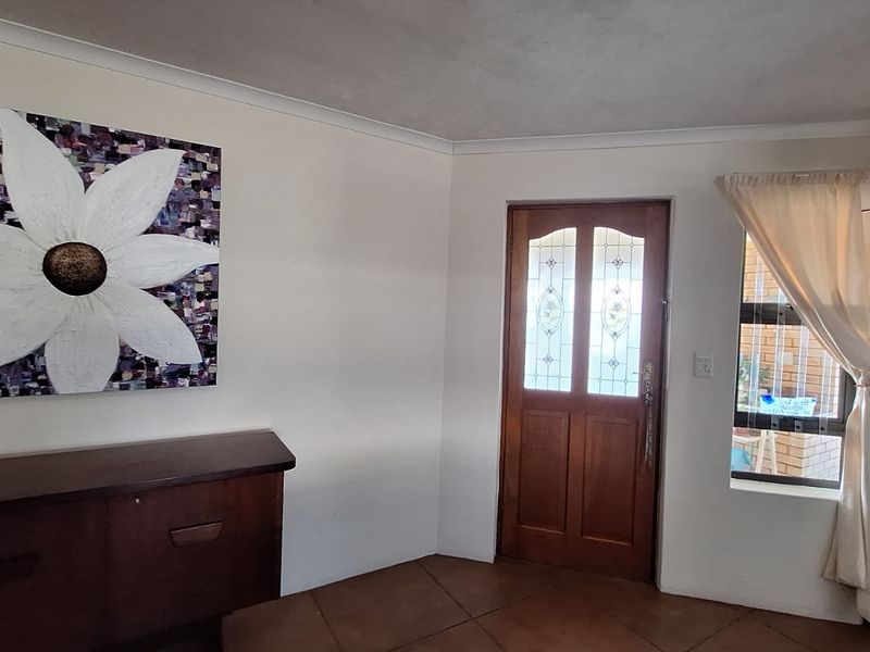 Stilbaai, Brick Home – Eco‐Smart & Family‐Friendly - Photo 7