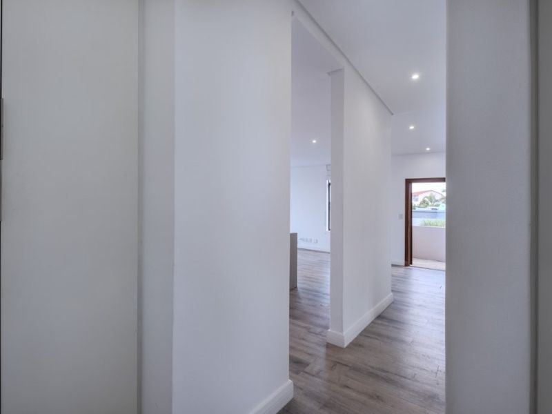 Townhouse in prime location with spectacular views! - Photo 9