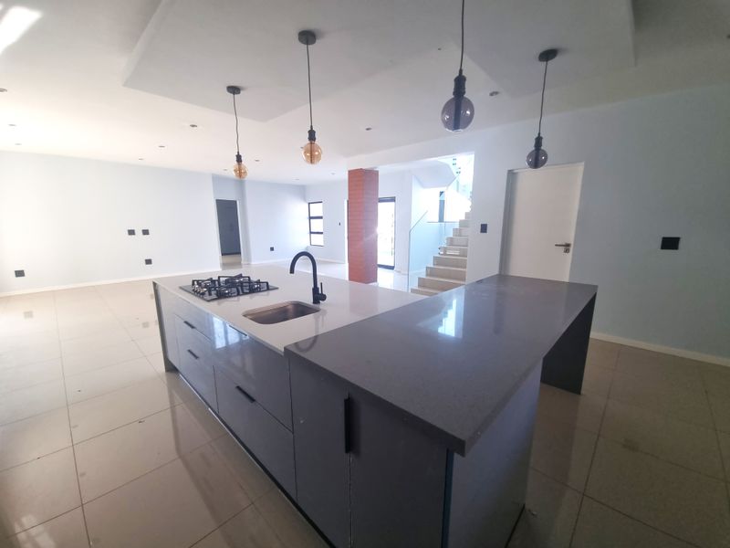 Hartbeespoort - Your Dream Retreat in Bougainvilla Estate! - Photo 10