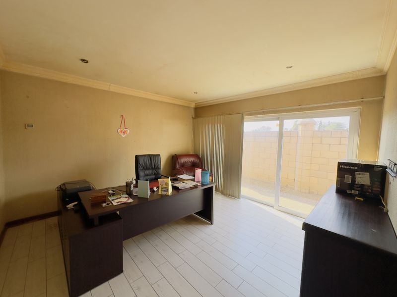 Sectional Title for Sale in Sharon Park - Photo 9