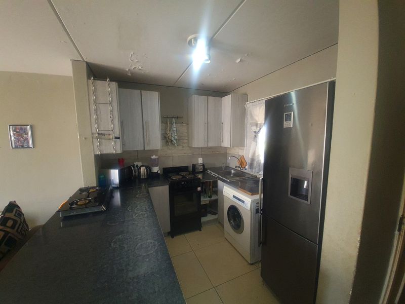 Cozy, Low-Maintenance Living in a Secure and Welcoming Community - Photo 10