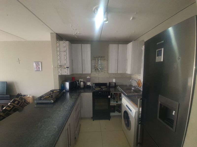 Cozy, Low-Maintenance Living in a Secure and Welcoming Community - Photo 9