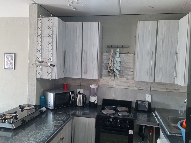 Cozy, Low-Maintenance Living in a Secure and Welcoming Community - Photo 8