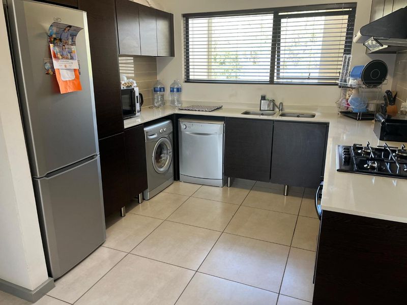 Call to Investors and New Home-owners for this Perfectly Priced Pickup! - Photo 5