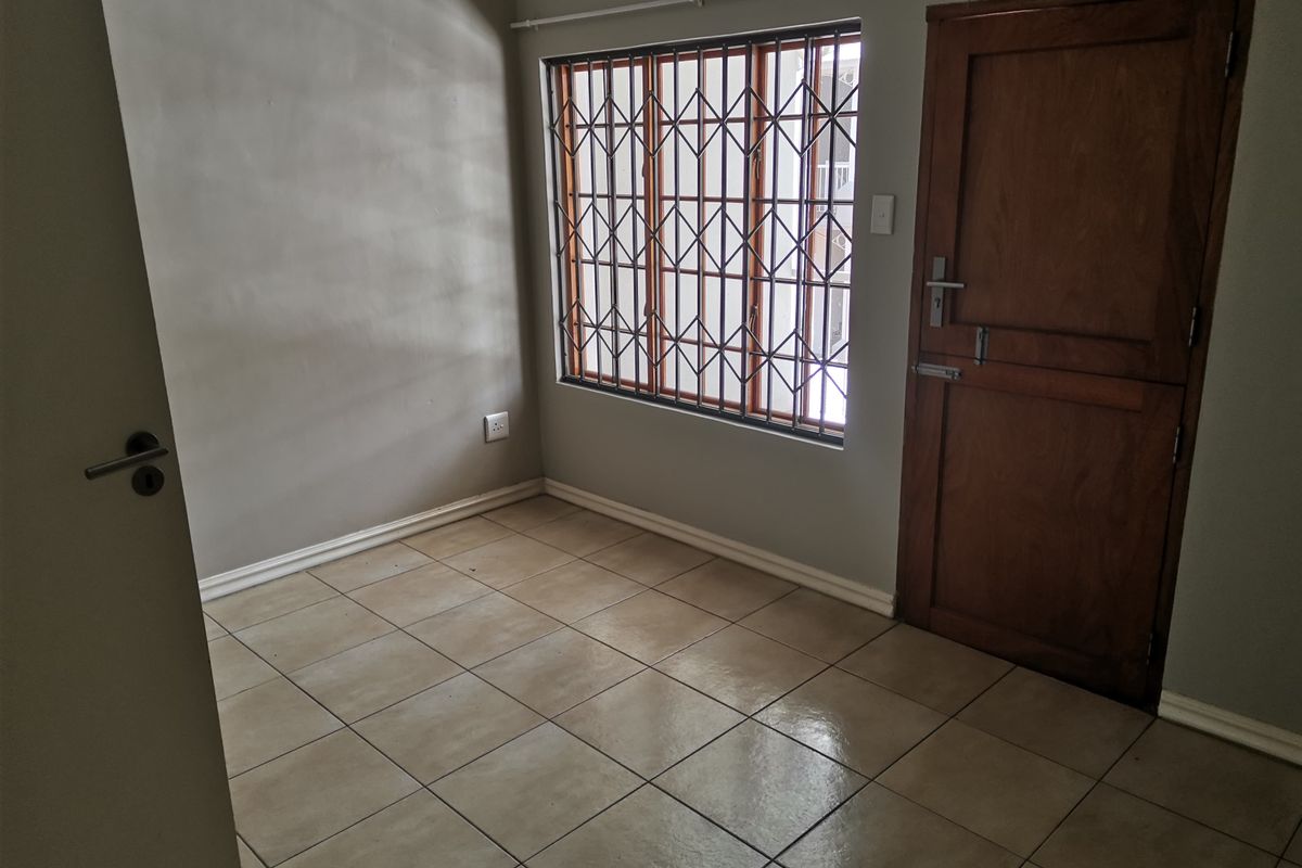 1-Bedroom Apartment - Photo 5