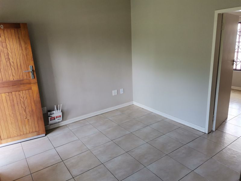 1-Bedroom Apartment - Photo 6