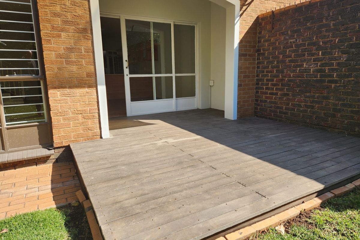 Enviable Proportions! - Photo 2