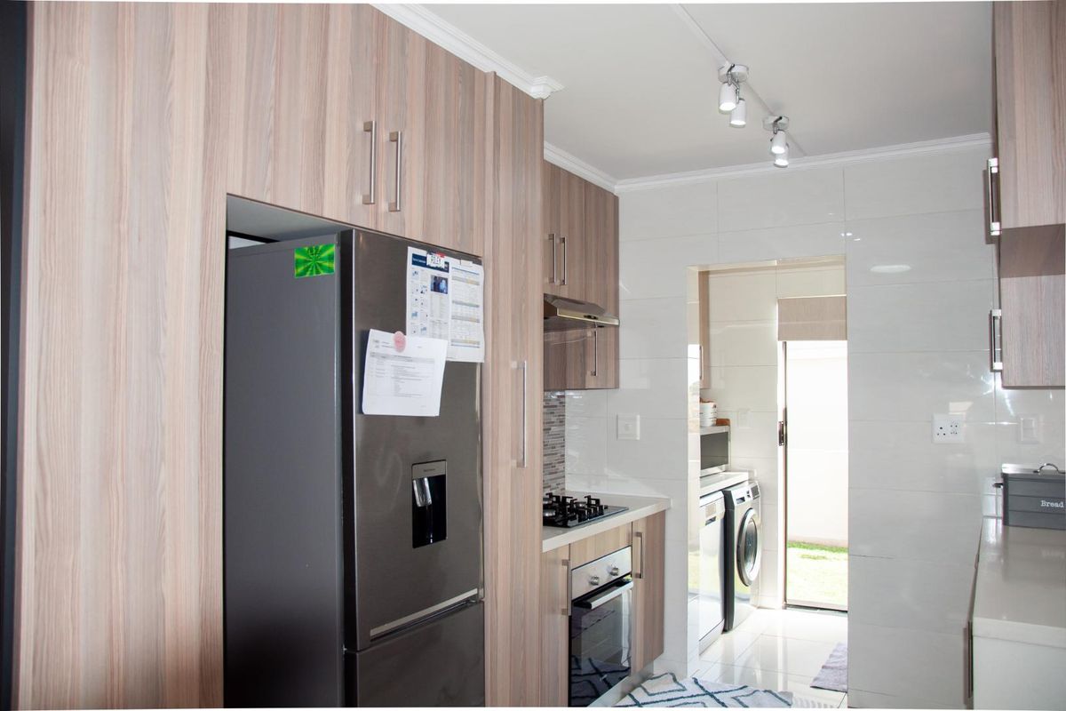 MODERN CONVENIENCES & ENTERTAINMENT, ALL WITHIN YOUR REACH - Photo 3