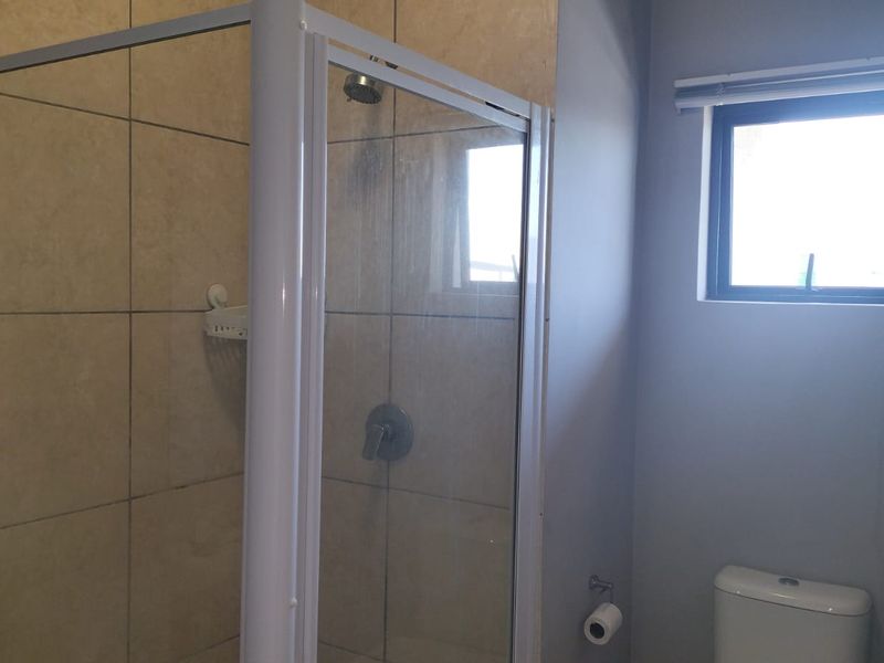 Great Investment Opportunity or Starter Home! - Photo 8