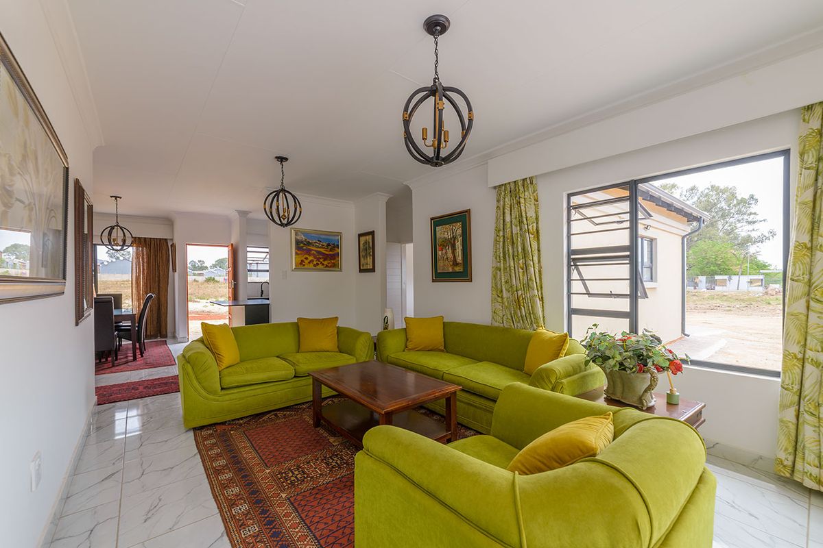 Modern 3-Bedroom Double-Storey Homes in Eldorette – Tailored for You - Photo 2