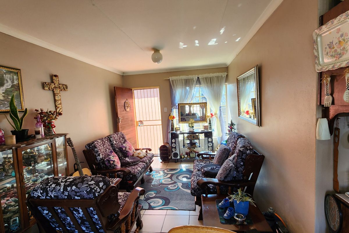 5 Rental Units Across 2 Stands – Ideal for Investors - Photo 5