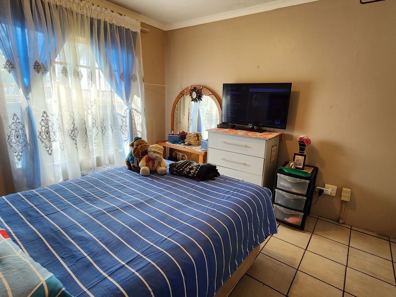 5 Rental Units Across 2 Stands – Ideal for Investors - Photo 7