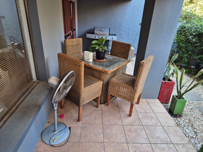 Comfortable Pet-Friendly Apartment in the Heart of Polokwane Central - Photo 10