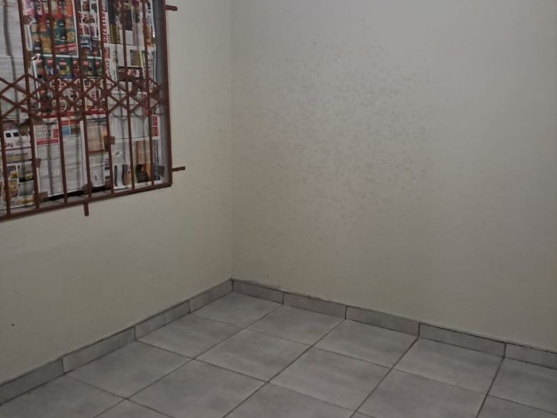PLEASE NOTE  2 stands each with 2 houses  -stands can be sold separately for R650000. - Photo 8
