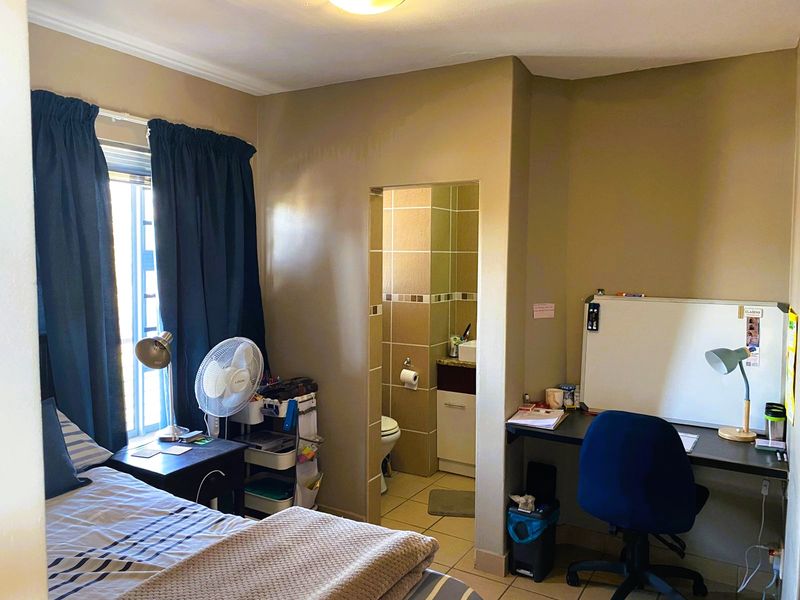 Ideal Student Apartment Opposite NWU! - Photo 9