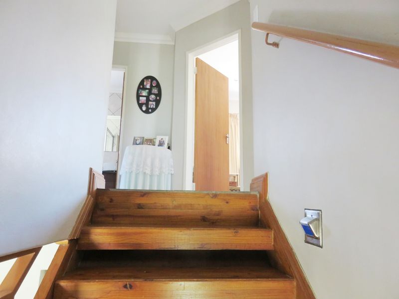 Vaal Dam Water views from this secure Townhouse in Deneysville. - Photo 9