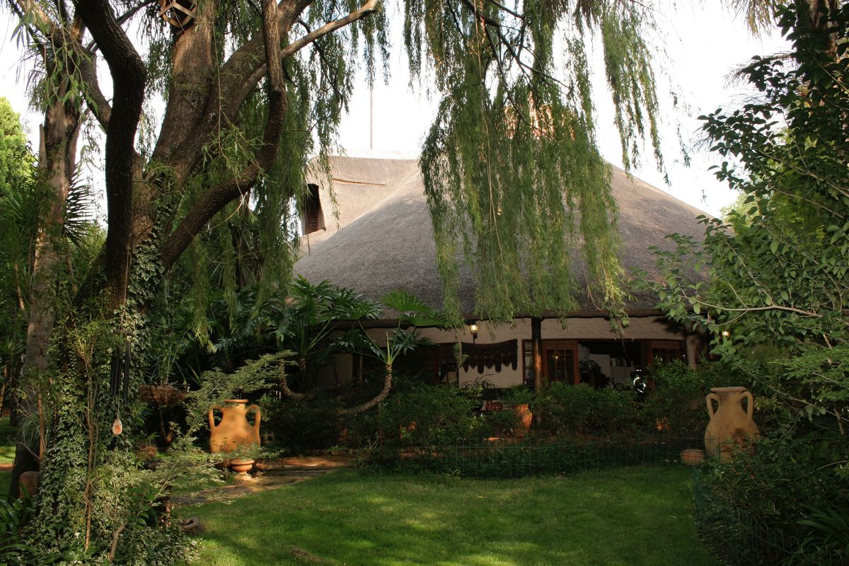 Small holding life style at its best - Photo 3