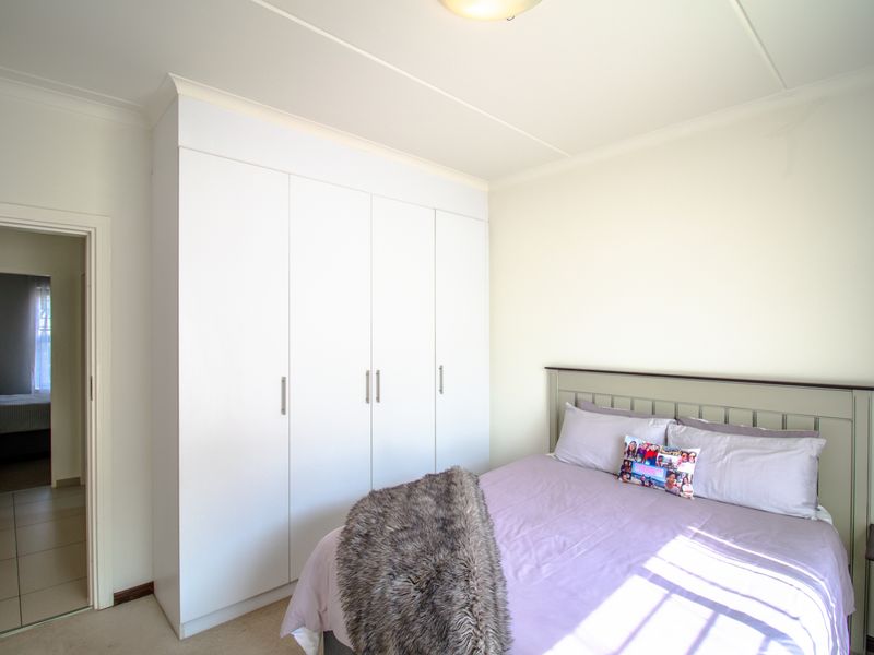 Stunning ground floor apartment - Photo 7