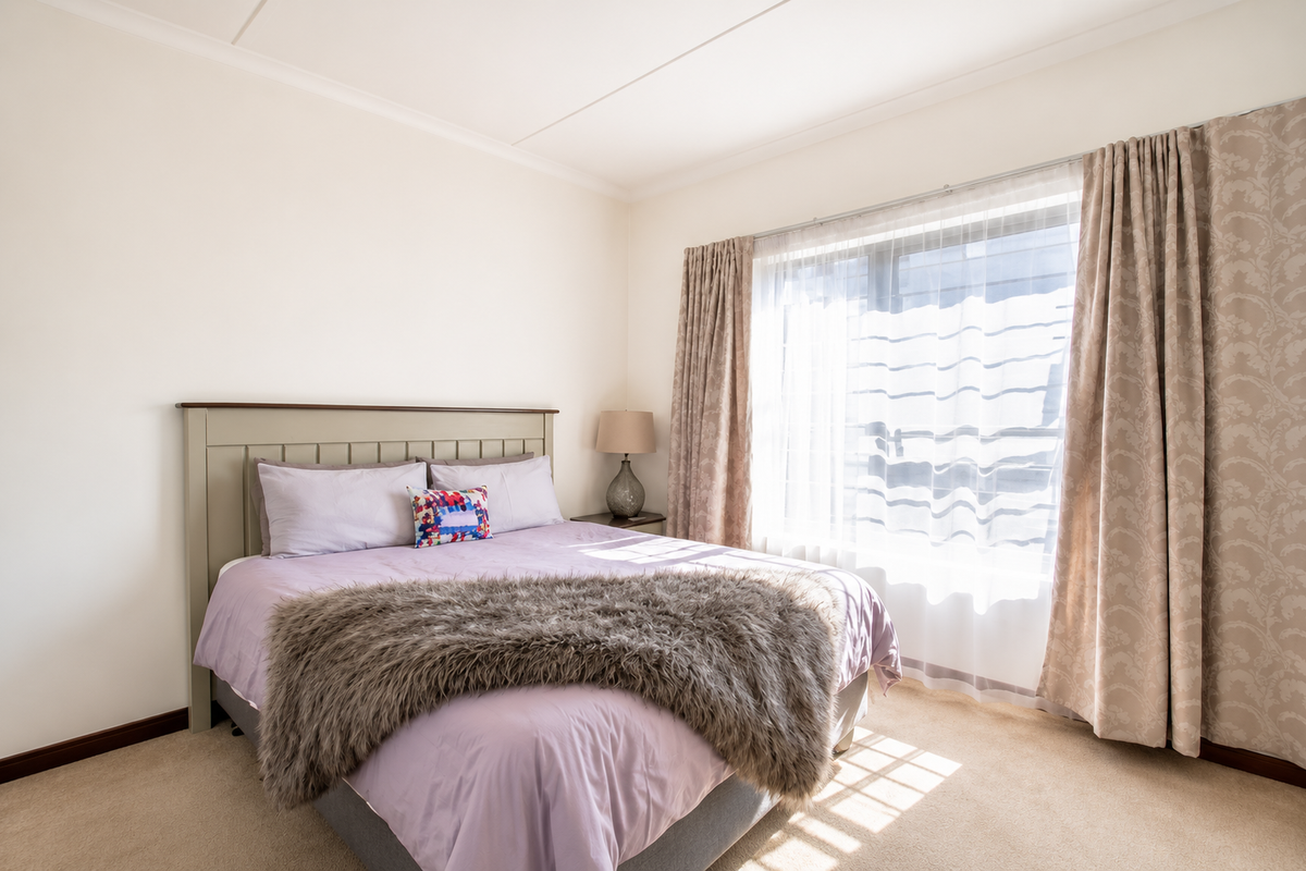 Spacious Ground Floor Apartment in the Carlswald Precinct - Photo 4