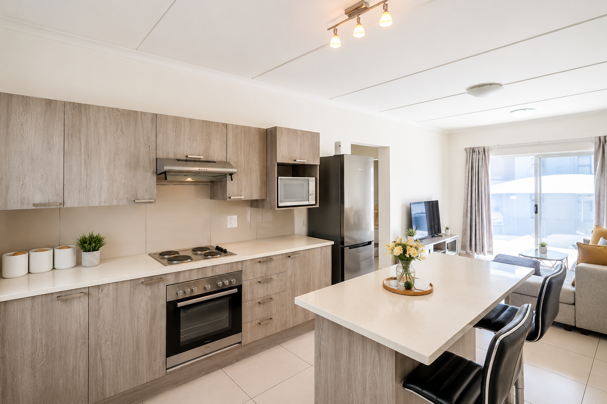Spacious Ground Floor Apartment in the Carlswald Precinct - Photo 2