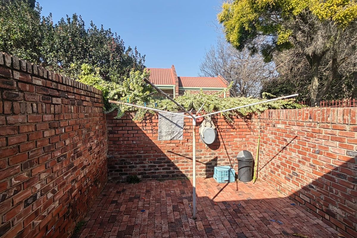 Sought-After Address Close to the Vaal - Photo 3