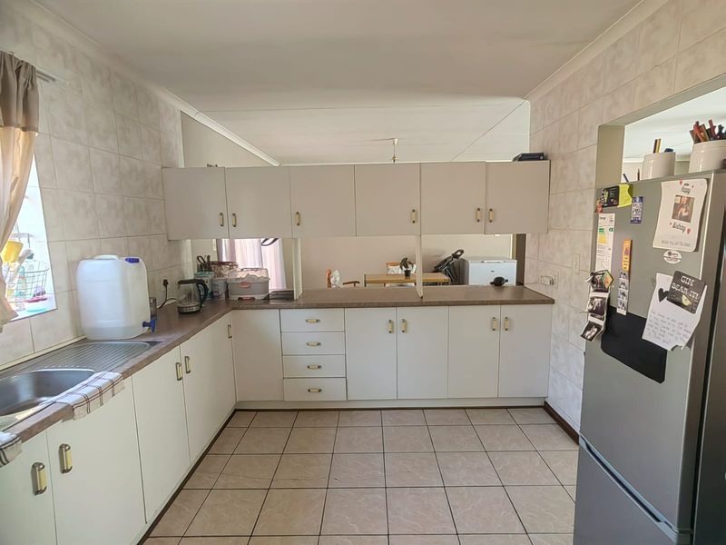 Sought-After Address Close to the Vaal - Photo 9