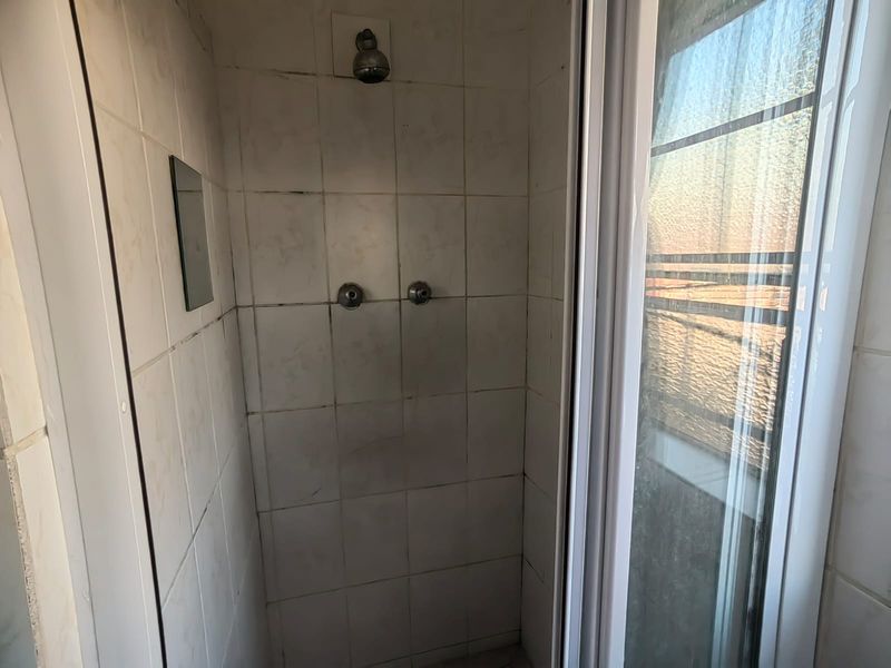 Sought-After Address Close to the Vaal - Photo 7