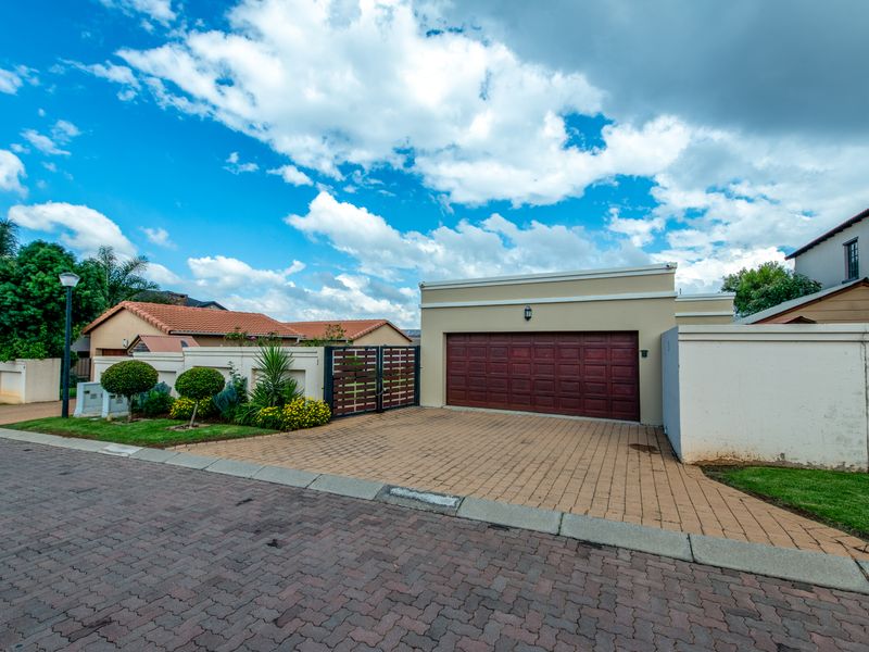 A Haven of Peace and Security - Photo 2