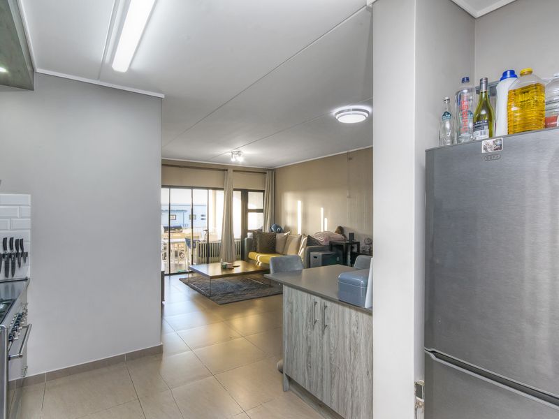 Style, Space and Sophistication - Photo 8