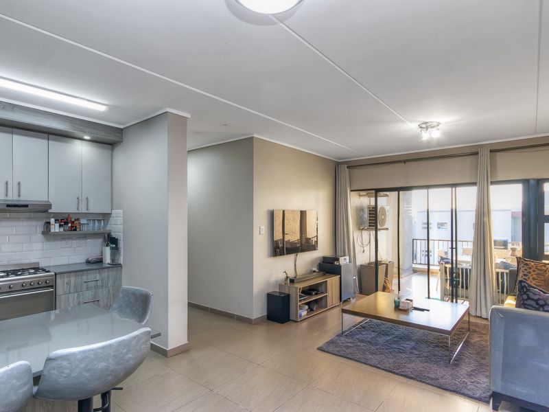 Style, Space and Sophistication - Photo 4