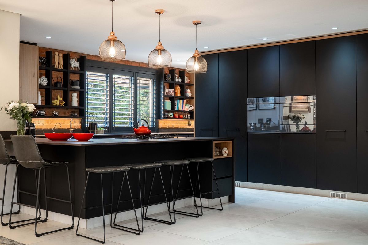 Breathtaking in size and finishes - Photo 2