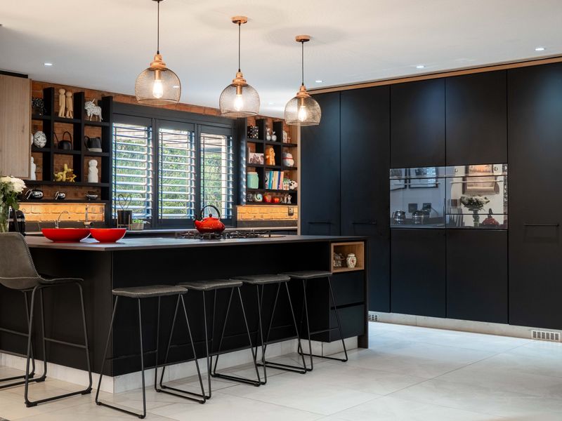 Breathtaking in size and finishes - Photo 2