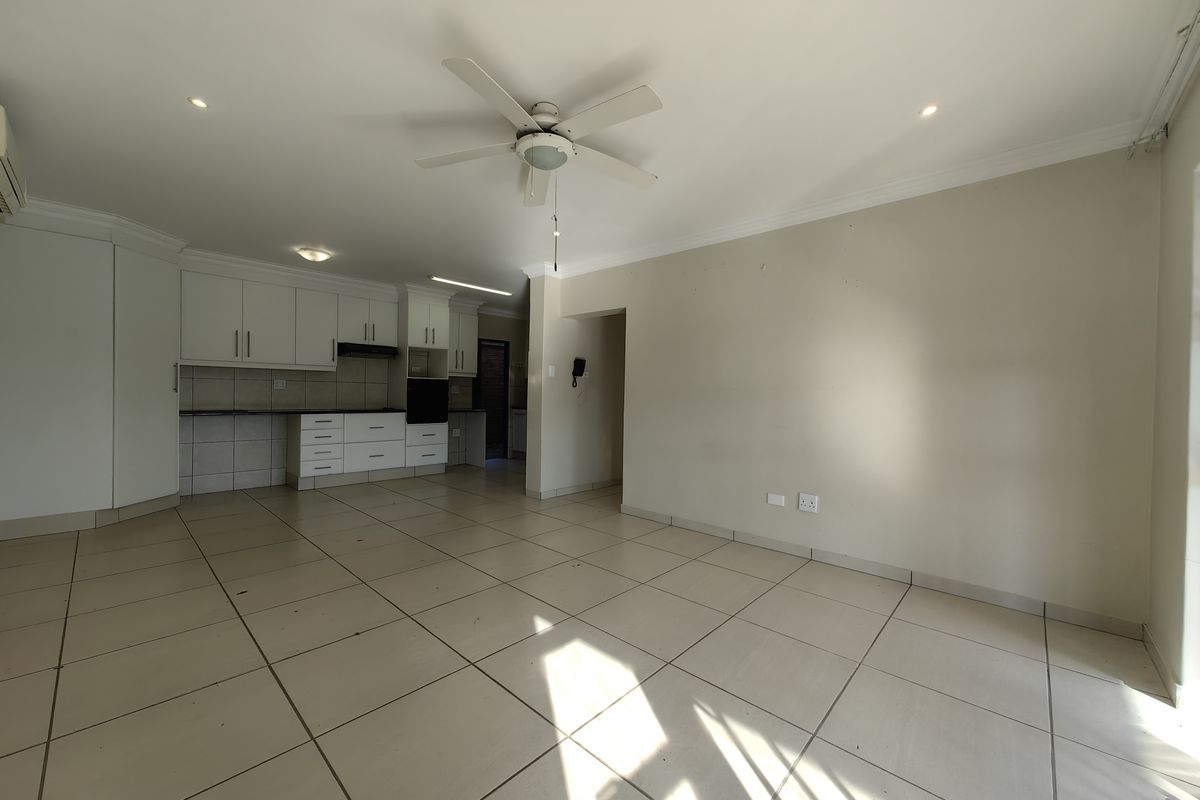 Charming One-Level Apartment in Lakeview Lifestyle Village - Photo 5