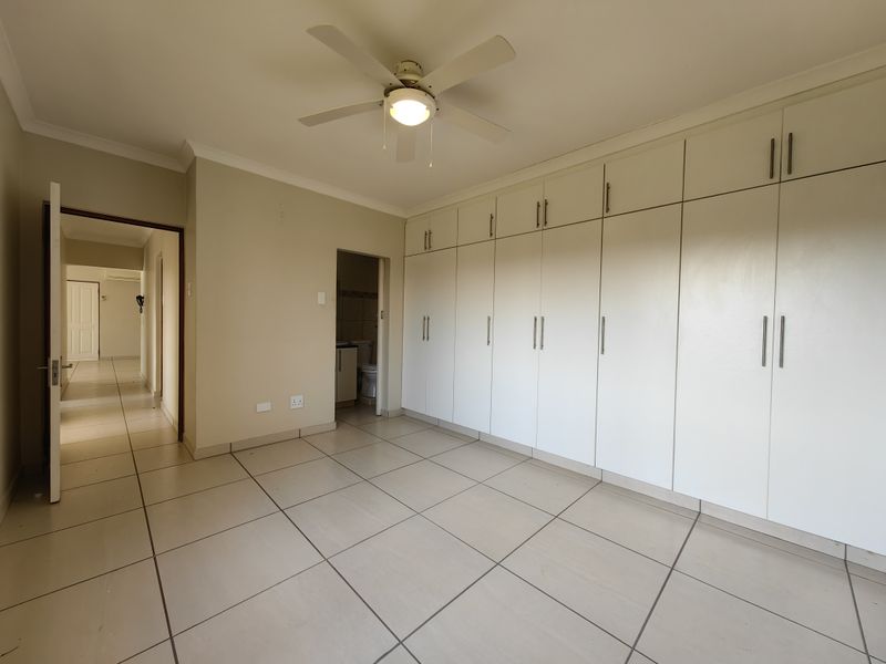 Charming One-Level Apartment in Lakeview Lifestyle Village - Photo 10