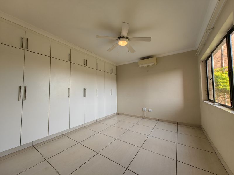 Charming One-Level Apartment in Lakeview Lifestyle Village - Photo 9