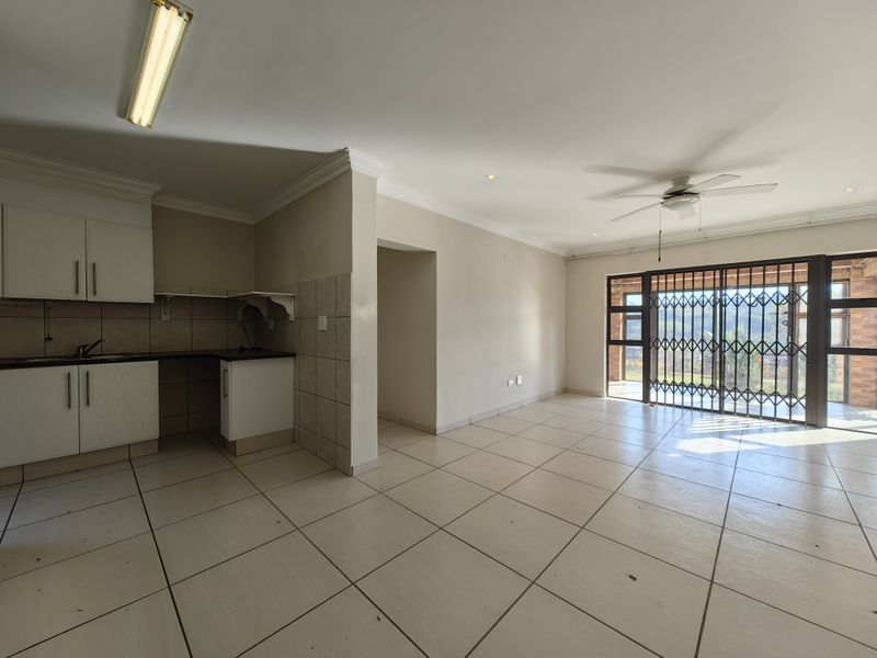 Charming One-Level Apartment in Lakeview Lifestyle Village - Photo 4