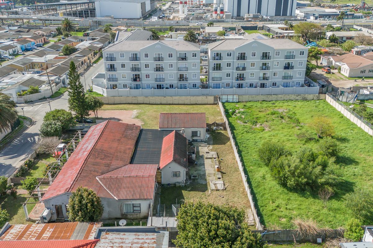 Prime 3,172m2 Development Potential – Lansdowne/Wetton | POA - Photo 4