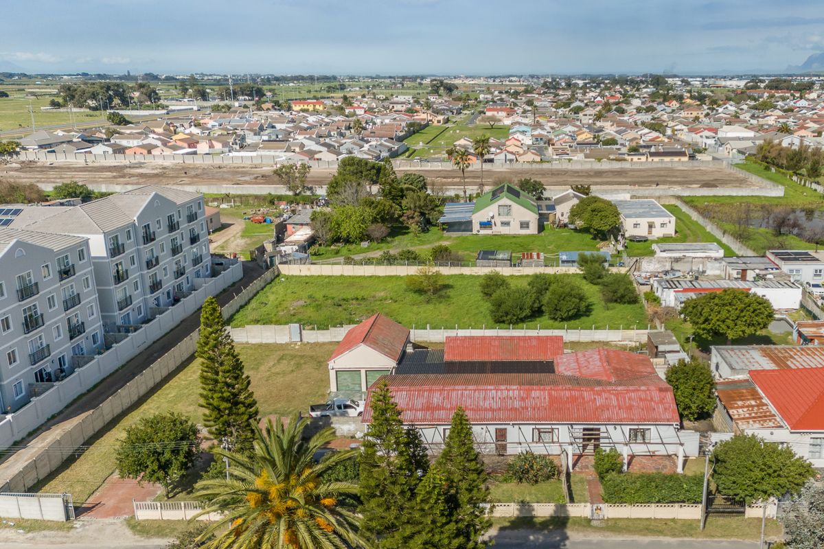 Prime 3,172m2 Development Potential – Lansdowne/Wetton | POA - Photo 5