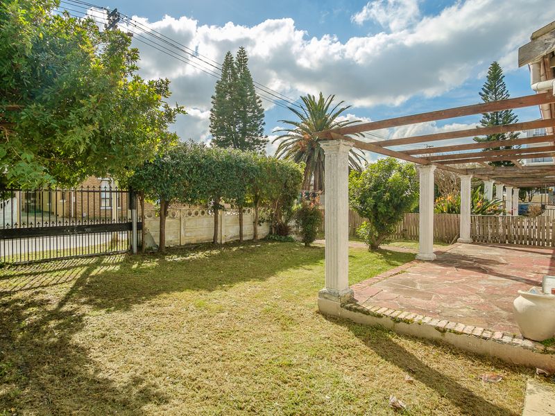 Prime 3,172m2 Development Potential – Lansdowne/Wetton | POA - Photo 6