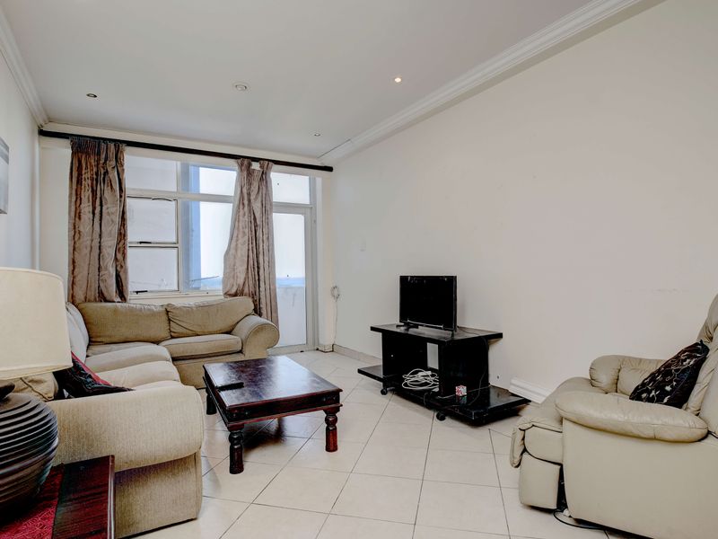 Humewood:  The Grand Old Lady - Photo 6