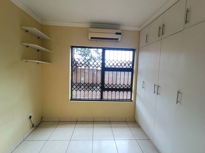 Perfectly Positioned Ground Floor Gem in the Heart of the CBD - Photo 10