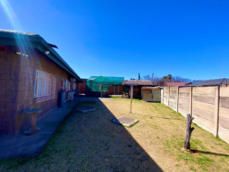 Comfort Meets Style - Photo 5