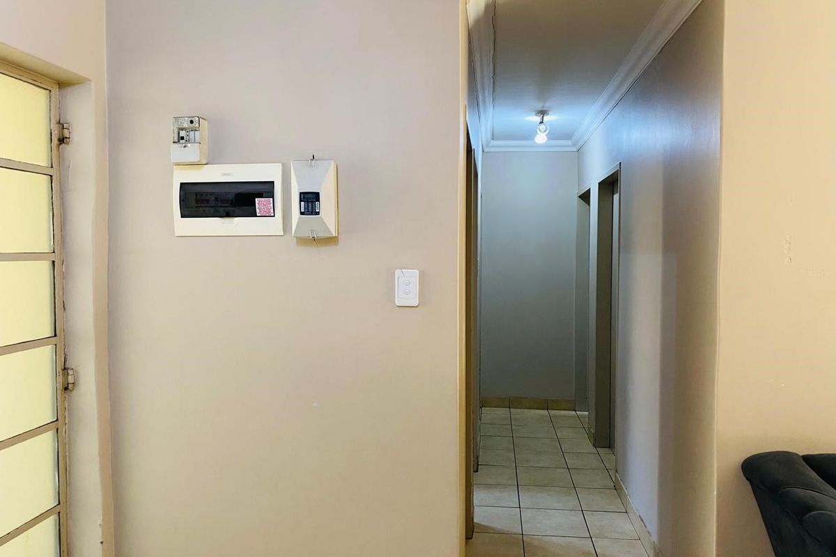 Look @ what a lot I've got - Photo 4