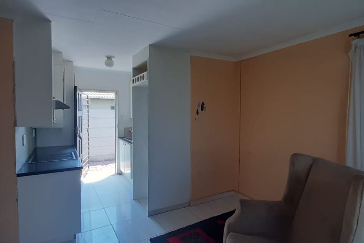 Property For Grab In Savanna City - Photo 3