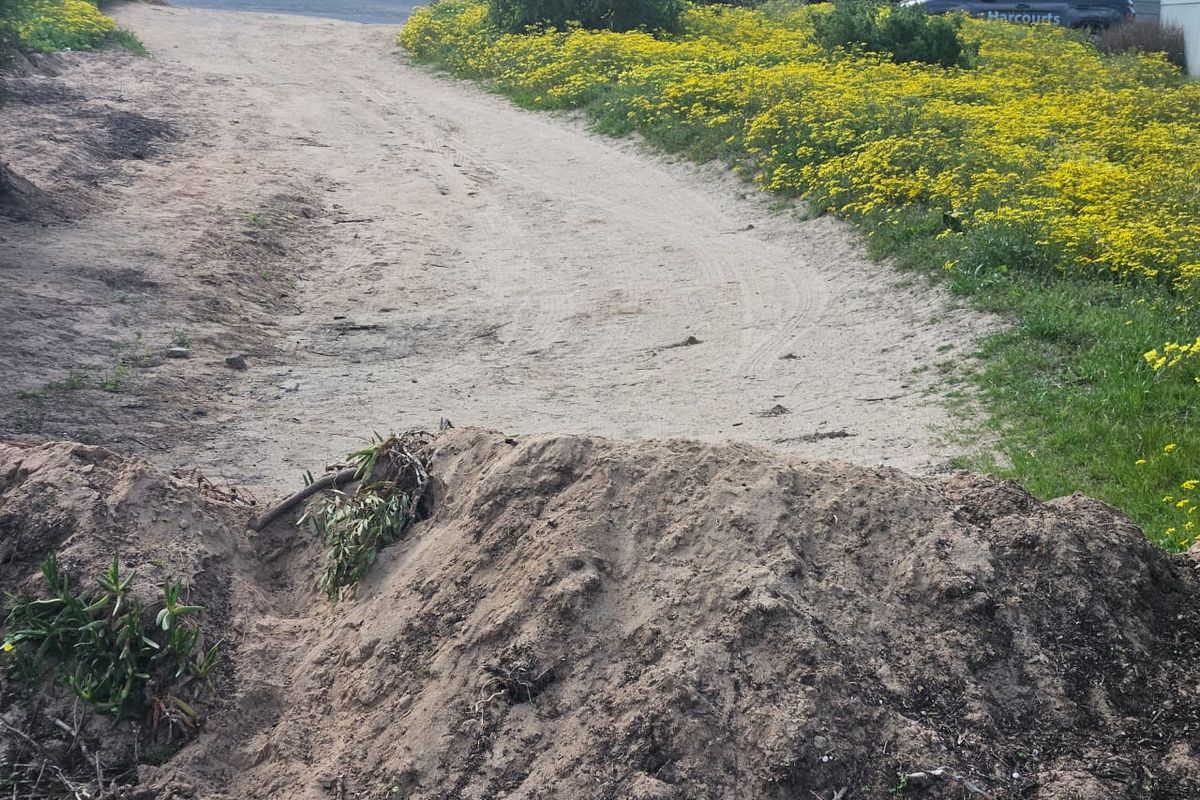 Your Dream Starts Here – Prime Stand in the Heart of Britannia Bay - Photo 3